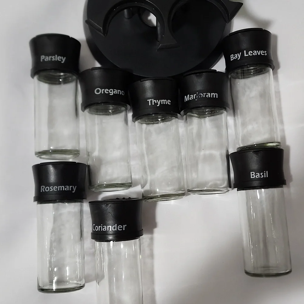 Spice Rack with 8 Jars, metal rotating carousel